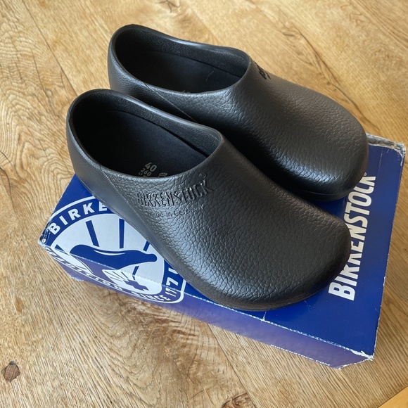 Birkenstock Shoes - Birkenstock Black Profi 40